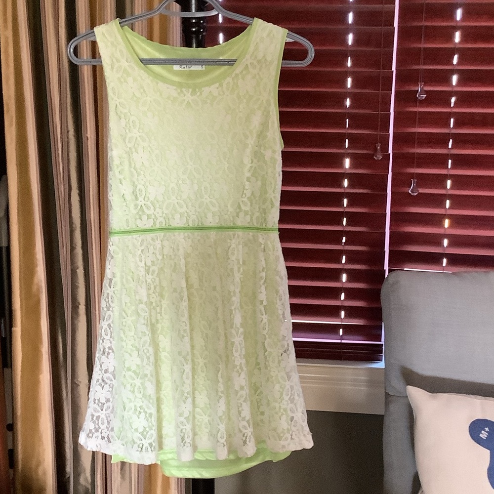 Elegant Light Green Lace Mini Dress